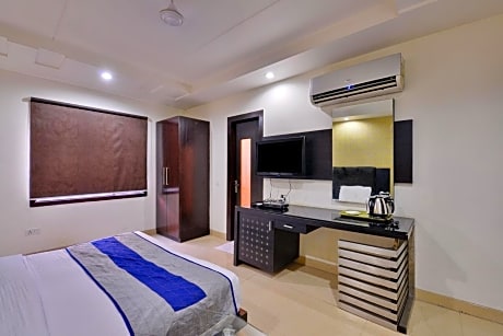 Super Deluxe Room