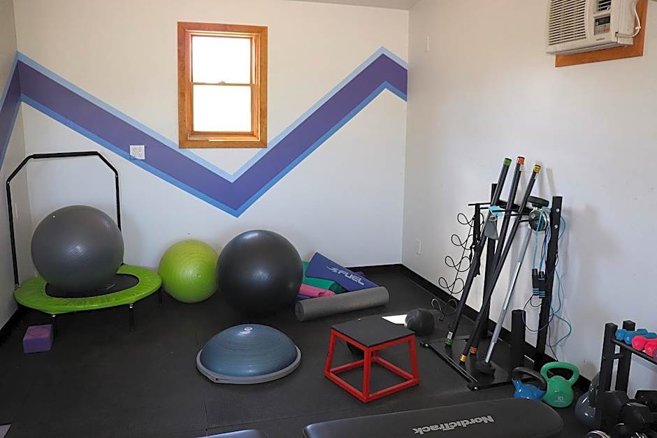 Yellowstone Valley Inn