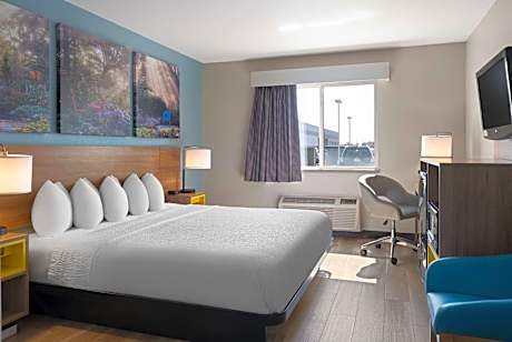 King Room - Disability Access/Non-Smoking