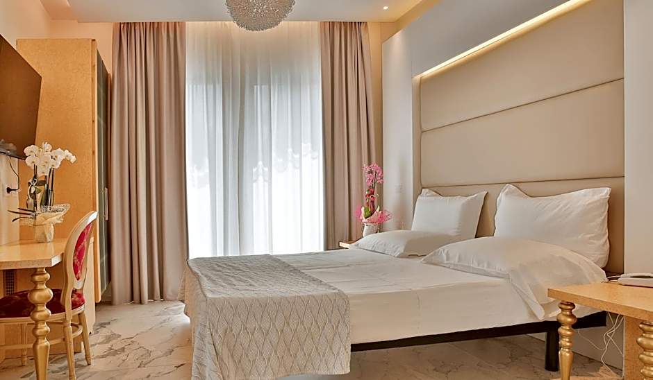 Hotel Ambassador