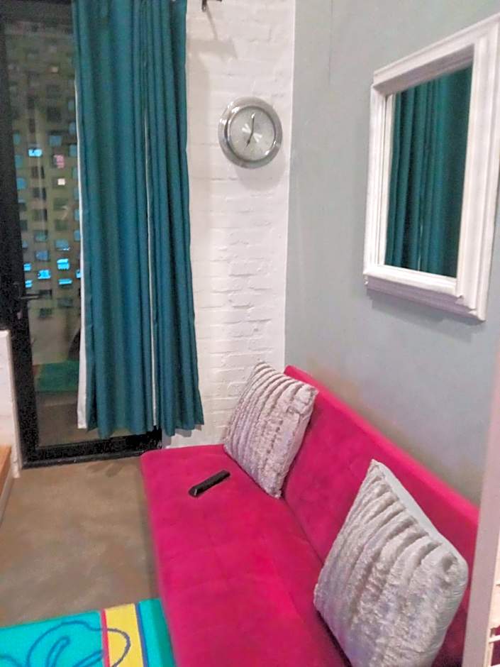 Maboneng City Building Free WiFi and Swimming pool