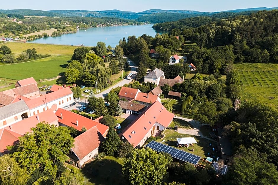 Natúra Panzió&Apartmanház