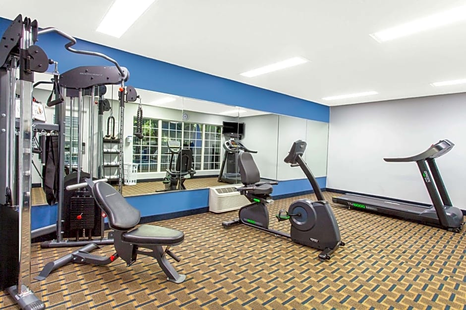 Baymont by Wyndham Jacksonville/Butler Blvd