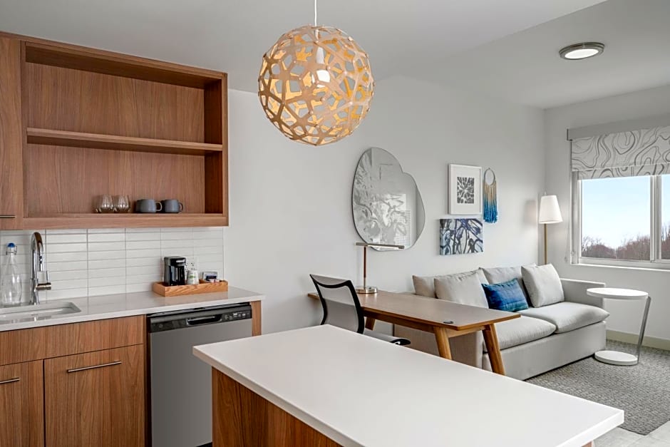 Element Springfield South