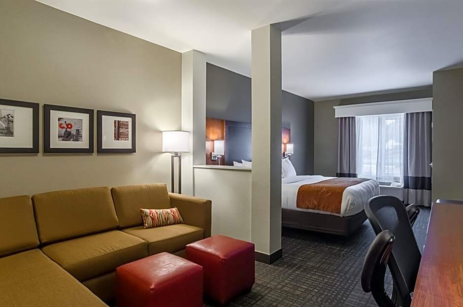Comfort Suites Loveland Johnstown