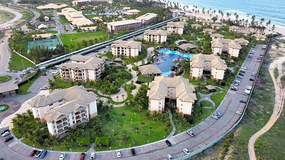 PARAÍSO FRENTE MAR - VG SUN CUMBUCO PARA 4 PESSOAS - COM HIDRO, SAUNA, PISCINA, COZINHA COMPLETA, PARQUINHO E WI-Fl