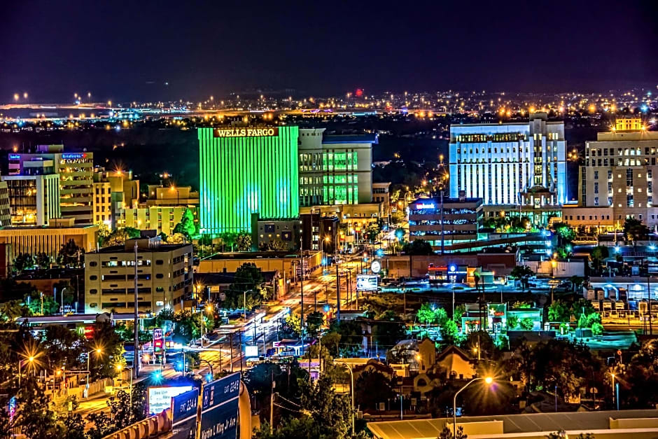 Super 8 by Wyndham Albuquerque West/Coors Blvd