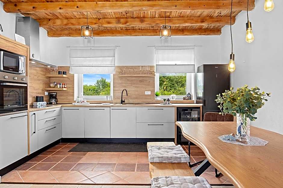 Villa Pietro Comfortable holiday residence