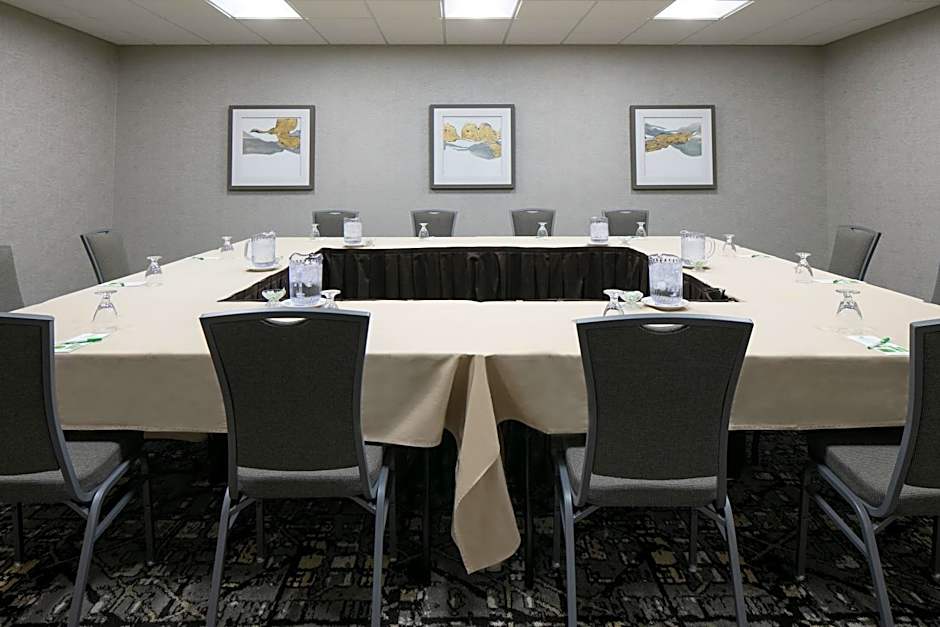 Holiday Inn Hotel & Suites Des Moines-Northwest By IHG