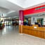 Acacia Court Hotel