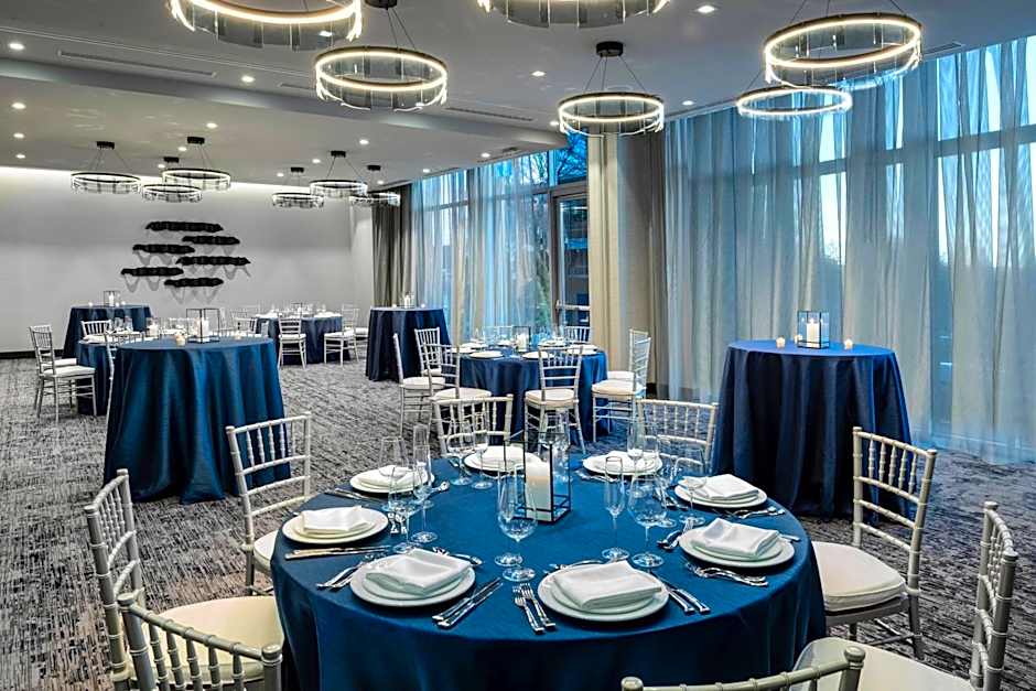 AC Hotel by Marriott Portsmouth Downtown/Waterfront