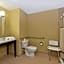 Quality Suites Nashville Airport