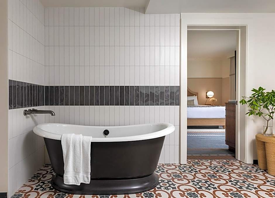 Estancia La Jolla Hotel Spa