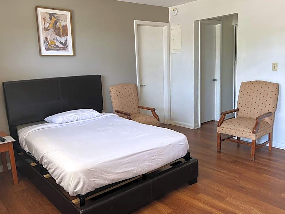 Photo 1 of 19 of 1 Bedroom Apartment