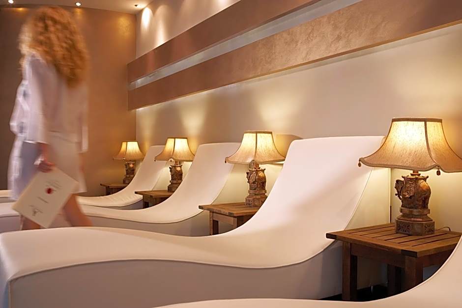 Anthemus Sea Beach Hotel and Spa