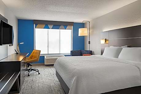 Holiday Inn Express Hotel & Suites Altoona-Des Moines By IHG