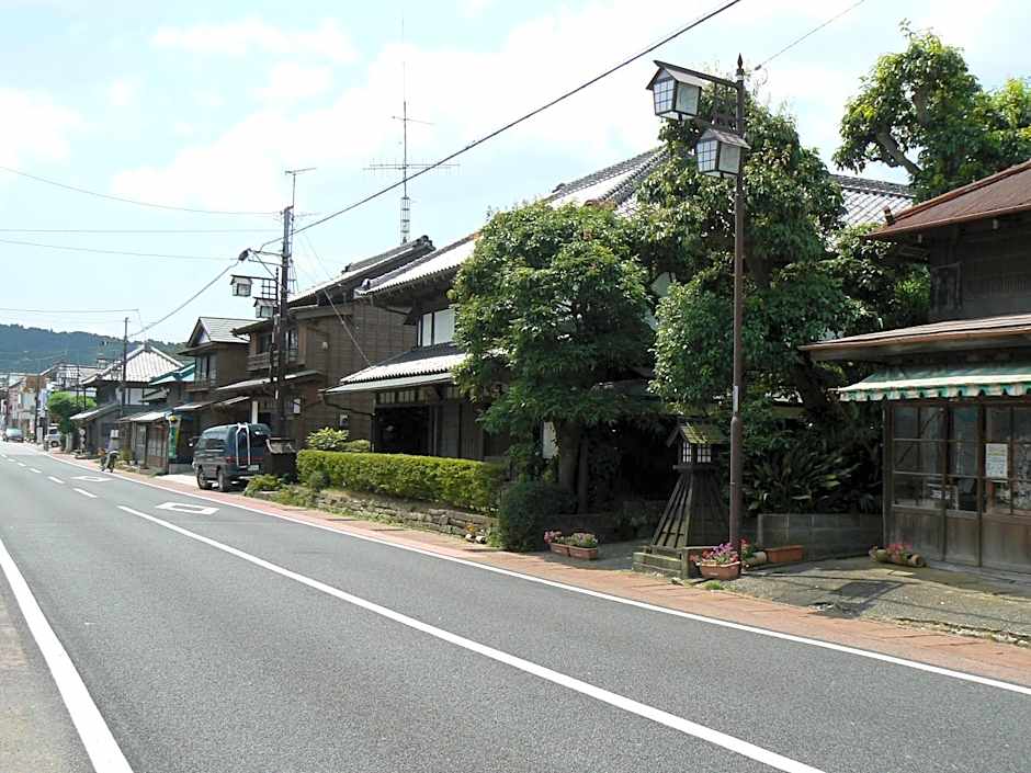 城下町家 茶庭 飛び石 BBQ 筍 金蔵Kinzo