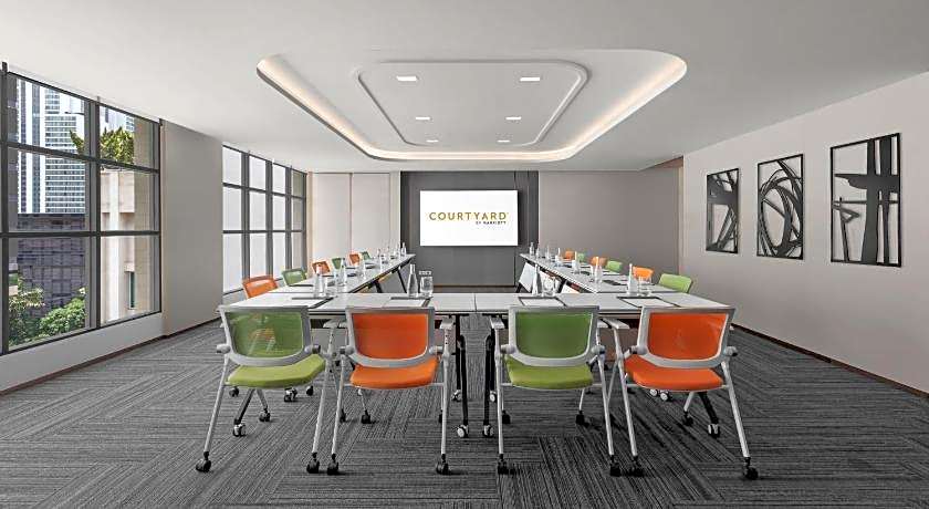 Courtyard by Marriott Bangkok Sukhumvit 20