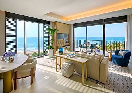 Panoramic Sea View Suite