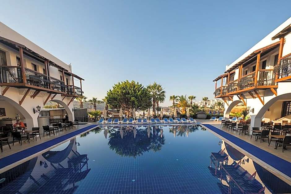 Costa Bitezhan Hotel - All Inclusive