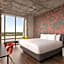 Radisson RED Miami Airport