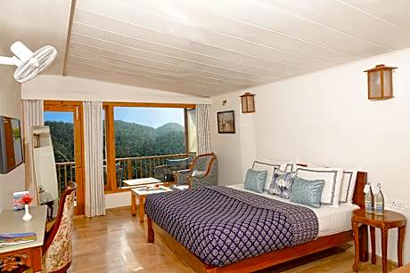 Deluxe Mountain View