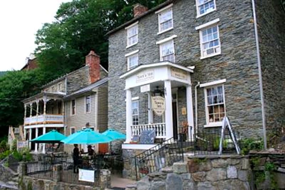 The Town's Inn – Harpers Ferry, WV