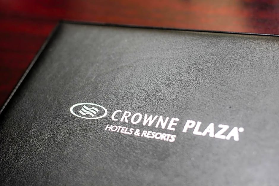 Crowne Plaza Cleveland Airport