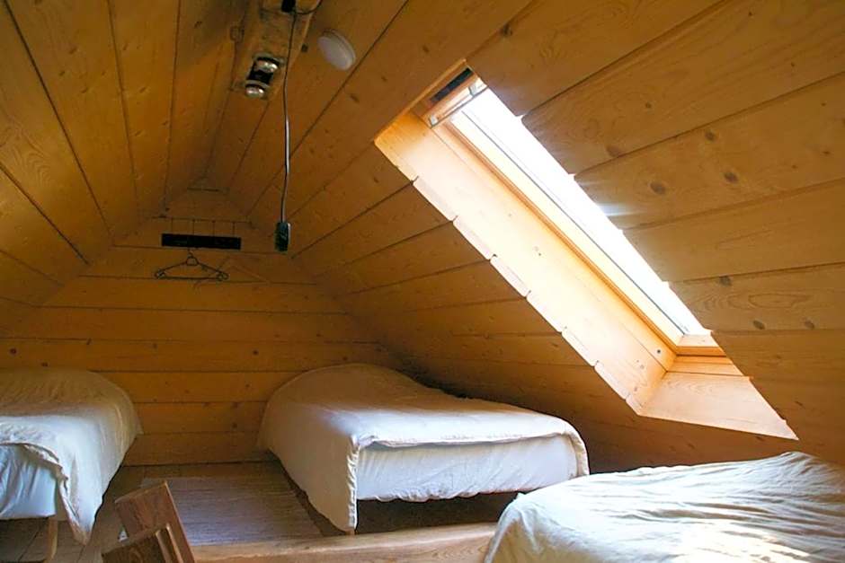 Vango Holiday Village