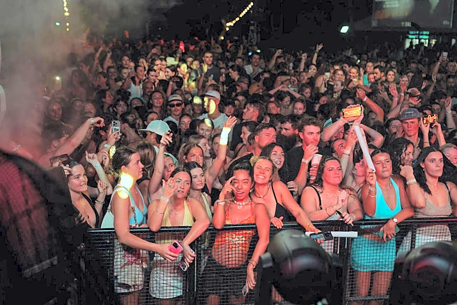 Roebuck Bay Backpackers