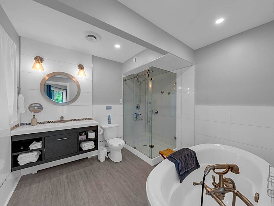 Coastal Suite #1 Cozy Suite #2 - Seacliff Beach Suites