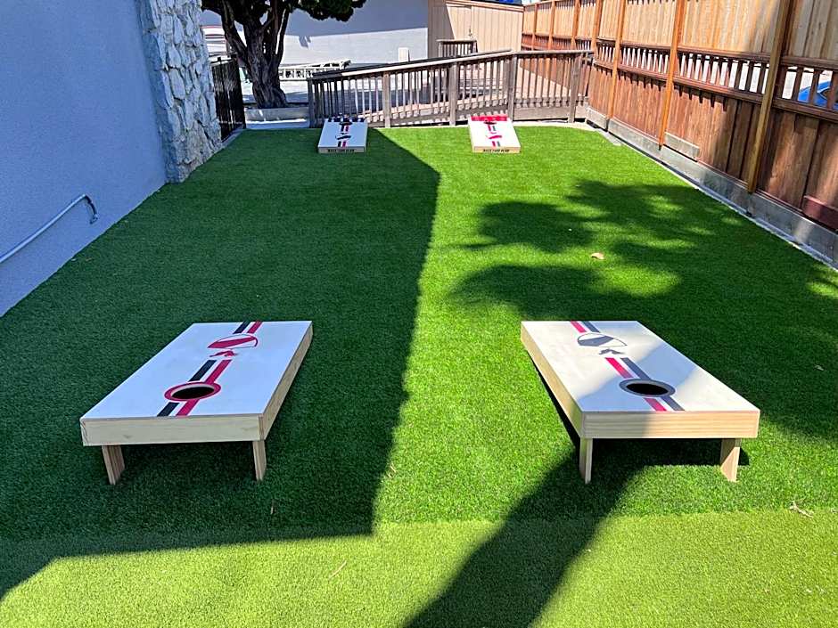 Surf City Inn & Suites