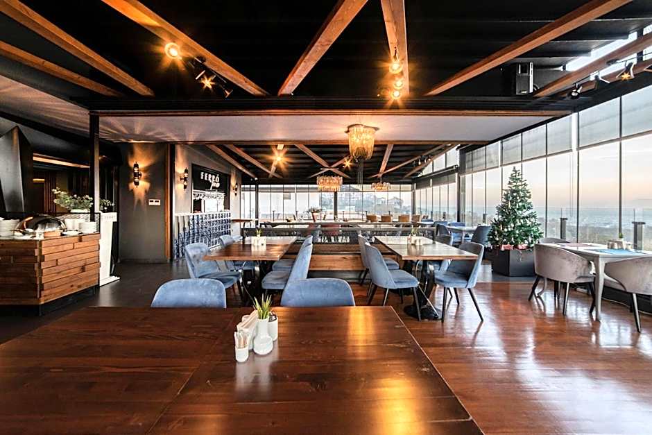 Turk Inn Ferro Hotel