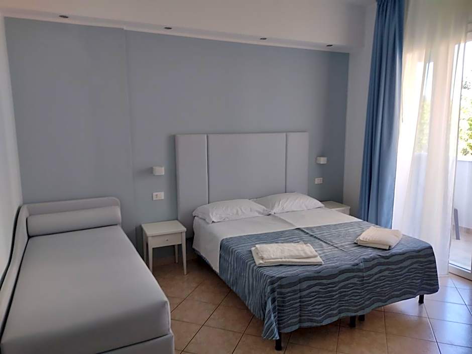 Hotel Caravel Park