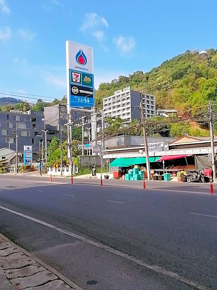 Karon Studio Apartment