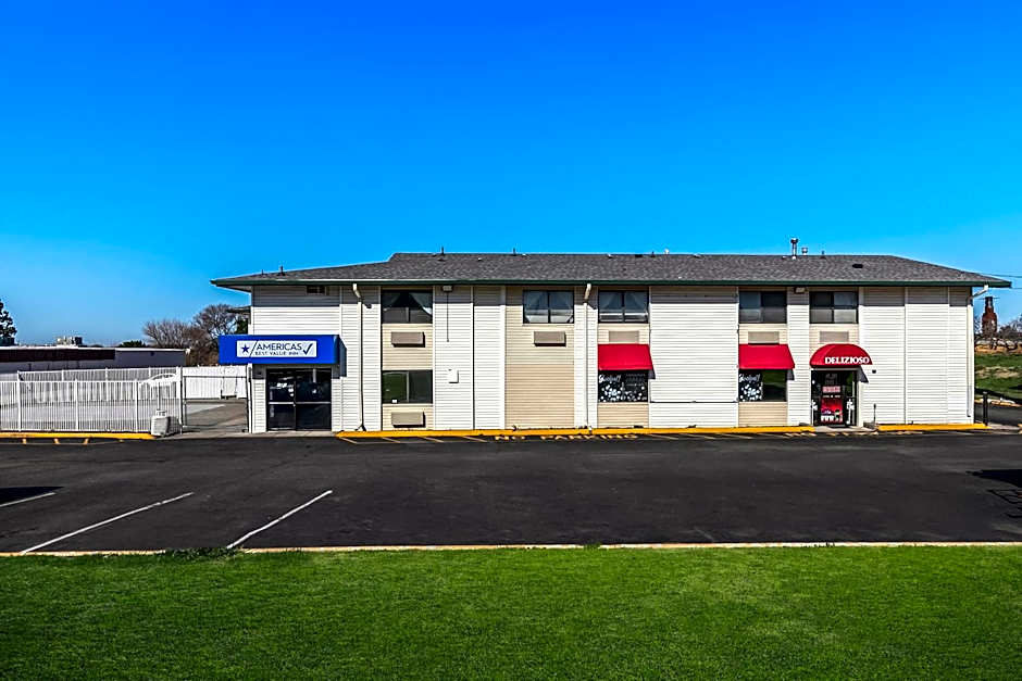 Americas Best Value Inn - Lincoln Airport