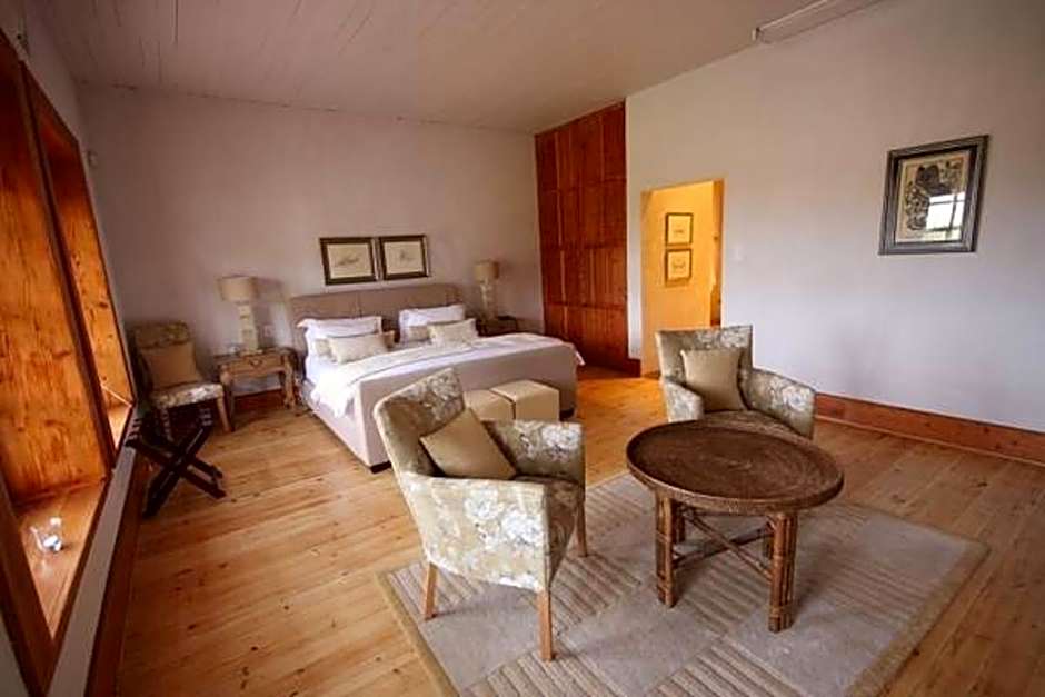 Dundi Lodge