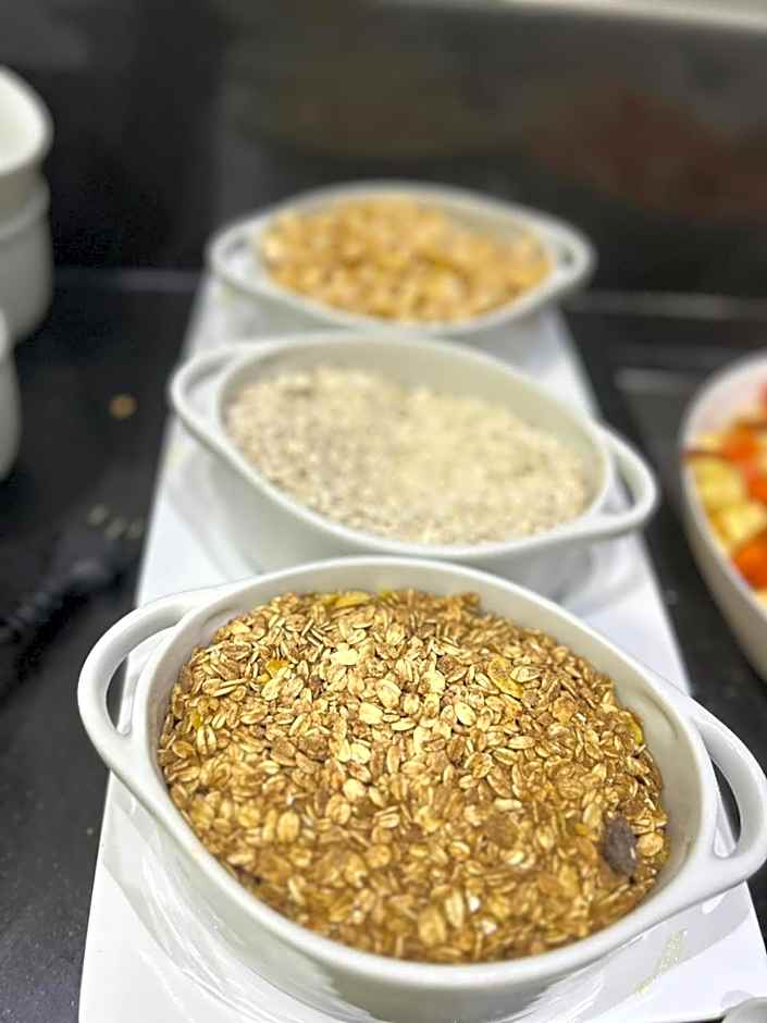 Hotel Beaga Convention Expominas by MHB