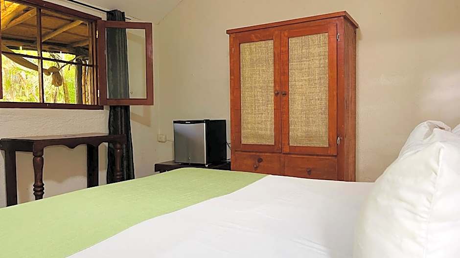 Hotel B&B by Playa del Karma