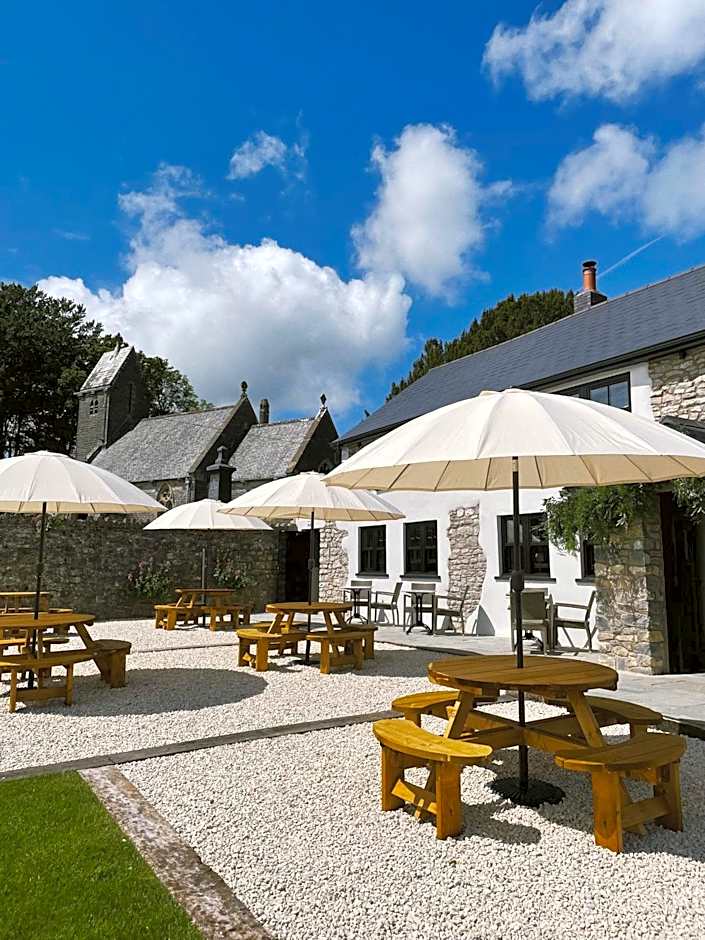 The White Lion Cowbridge