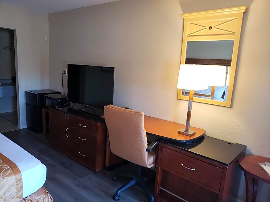Knights Inn - Kissimmee Orlando