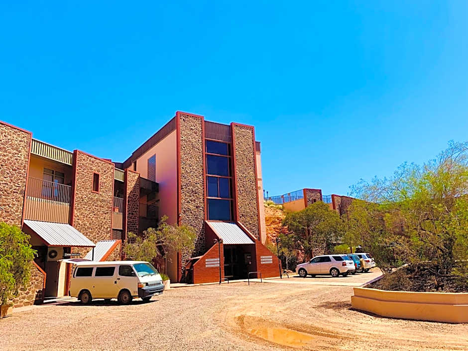 Desert Cave Hotel