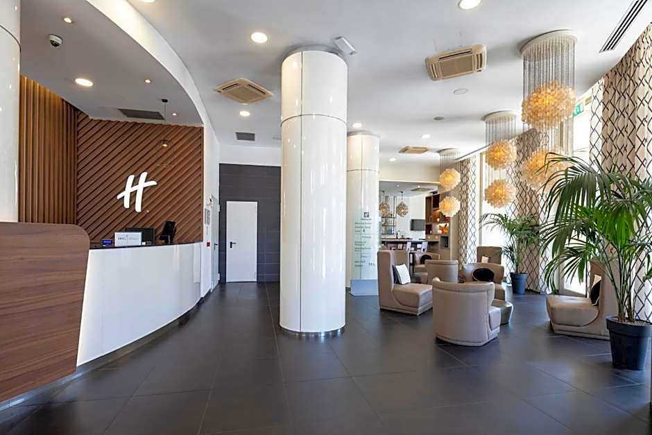 Holiday Inn Genoa City By IHG
