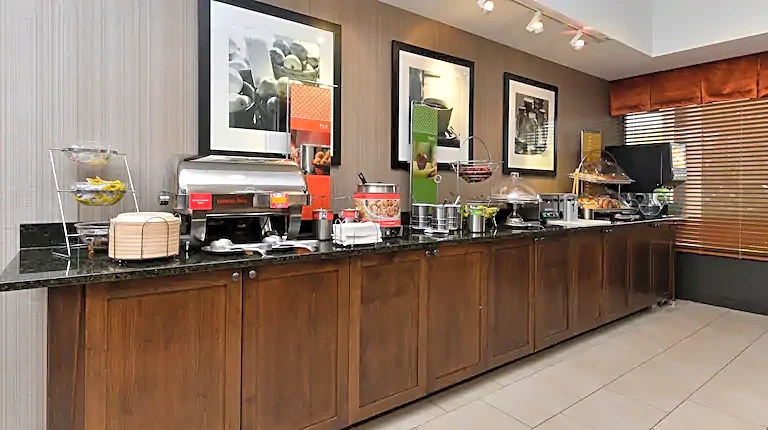 Hampton Inn By Hilton Chicago-Carol Stream