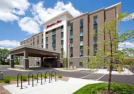 Hampton Inn By Hilton Minneapolis/Roseville, MN