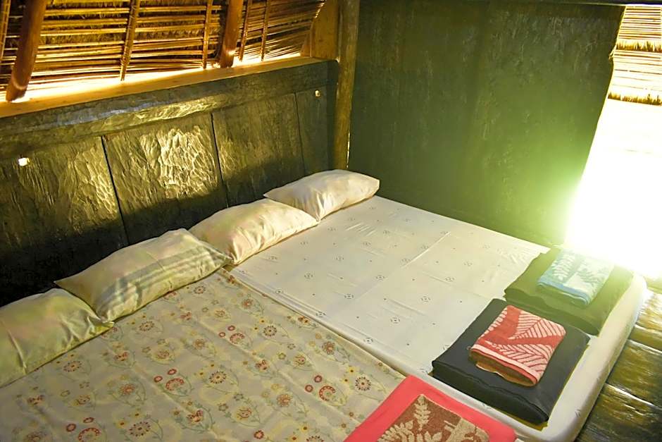 Hiwang Native House Inn & Viewdeck