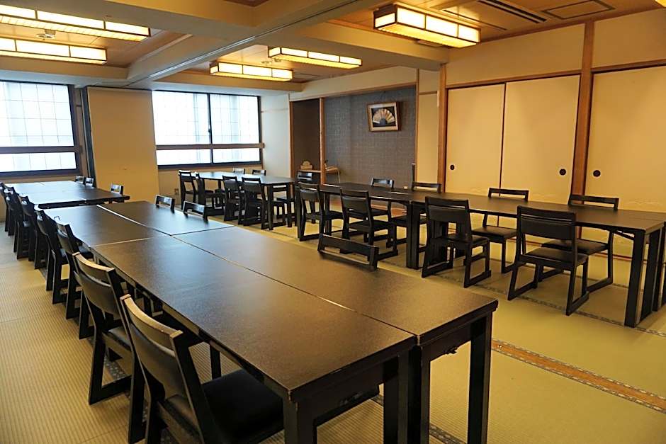 Ryokan Wakamiya Hotel