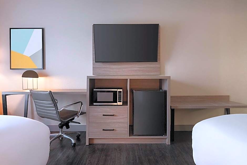 La Quinta Inn & Suites by Wyndham Montgomery