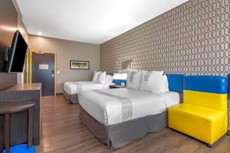 Queen Room with Two Queen Beds and Walk-in Shower - Disability Access