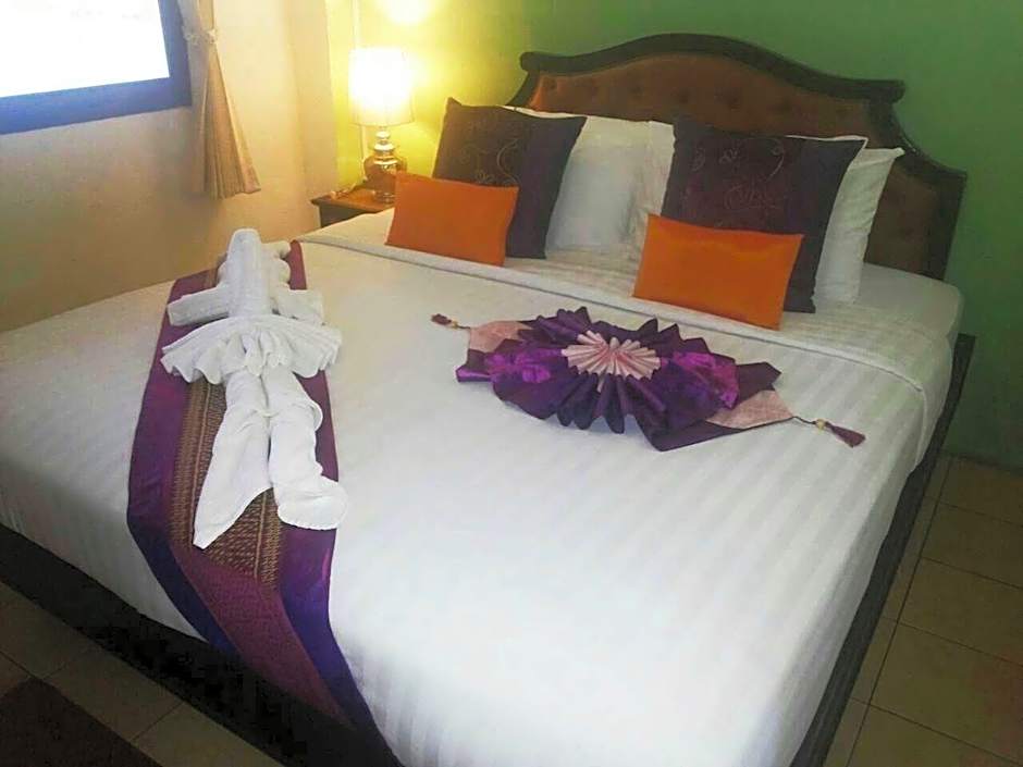 Namkhong Riverside Hotel